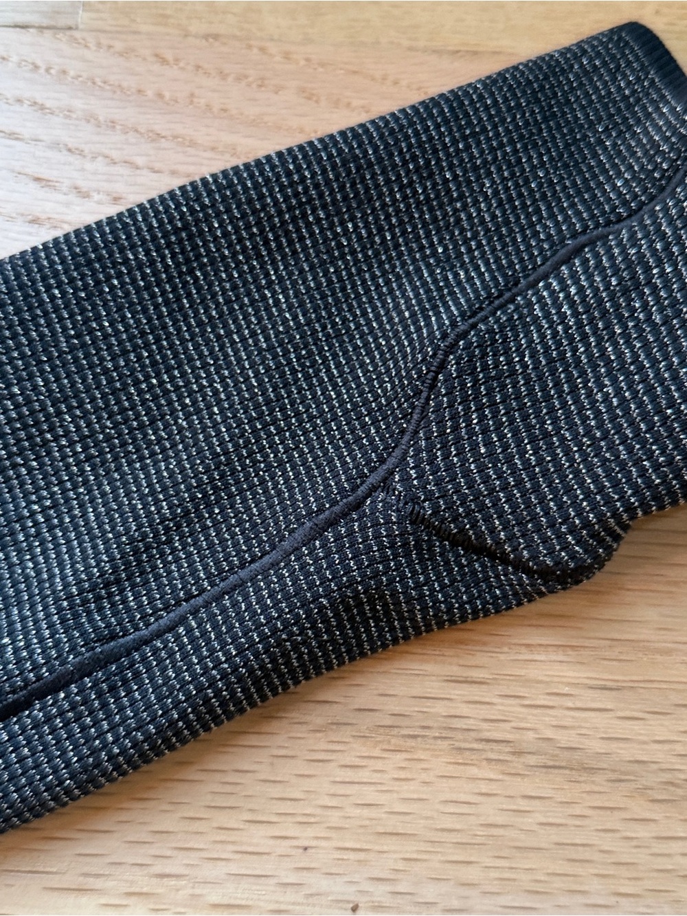 Lululemon Black with Gold Shimmer Long Sleeve Top - Picture 4 of 7